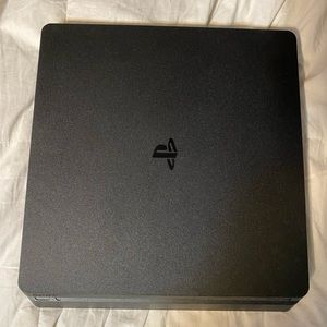 Sony Playstation 4 Slim Console